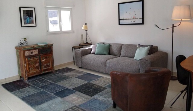 MODERN DUPLEX APARTMENT? CENTRAL LOCATION - SLEEPS 5