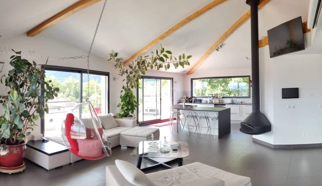 Modern Duplex (home office, laptop friendly)