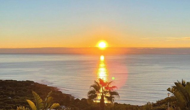 MODERN DUPLEX PENTHOUSE IN URB. LUXURY - SEA AND PINE FOREST VIEWS - SEA & PINES