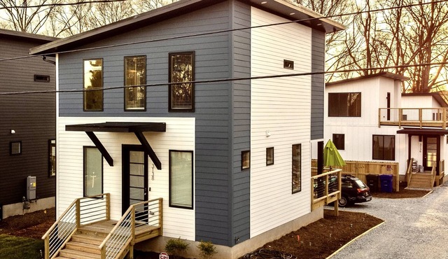 ⭐️ MODERN DURHAM RETREAT ⭐️ 🐕📚🏊‍♀️🏙🏥🛍🏟🍔🥂 CLOSE