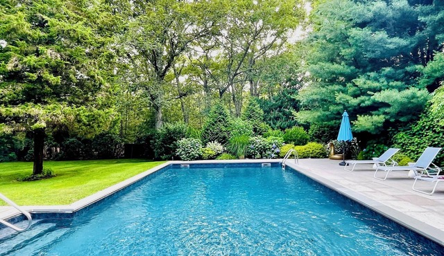 Modern East Hampton Getaway