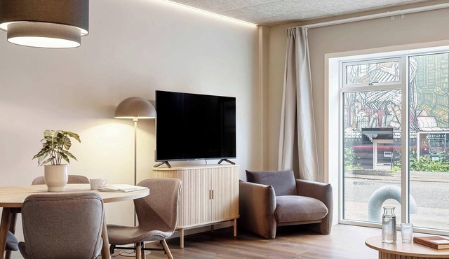 Modern Easy-Access 1BR Apartment in Midtown