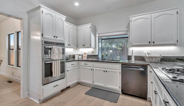 Modern & Elegant Sonoma staynn