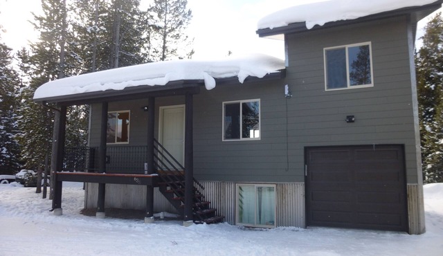 Modern European-Style Cabin in West Yellowstone