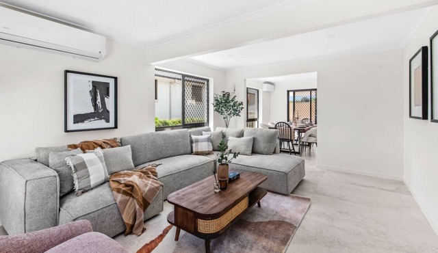 Modern Family Escape in Rochedale | Pool & Comfort