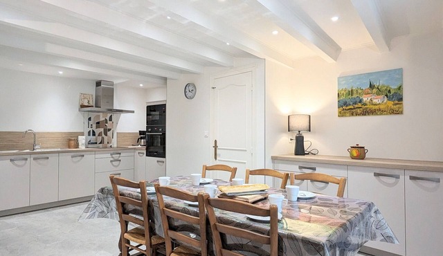 Modern family house near Puy-en-Velay with Wifi