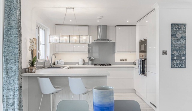 Modern Family Beach Retreat | Moments to the Sea