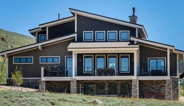 Modern family home in Granby Ranch