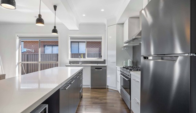 Modern Family Home in Lucas with Free WiFi