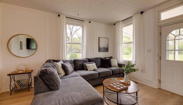 Modern Family Home in Mason w/Backyard + Fire Pit