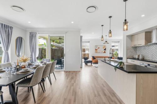 Modern Family Home in Peaceful Pallara 4BR Comfort