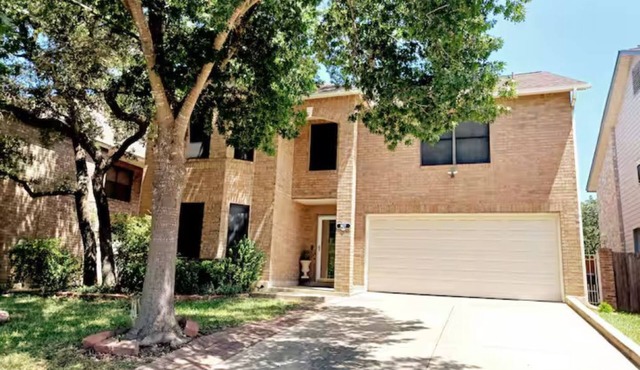 Modern Family Retreat/Stylish 3BR + GAMEROOM Near Six Flags & SeaWorld