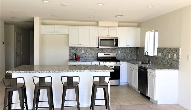 Modern Family Retreat Near Temecula Wine Country S