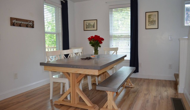 Modern Family Style Getaway -Wakefield UP House for up to 8!