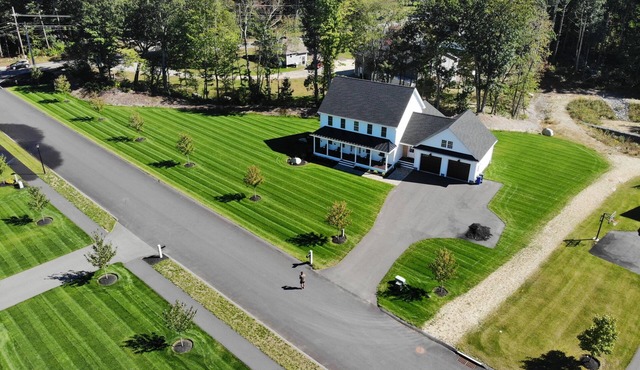 Modern Farmhouse Close to Mt. Wachusett