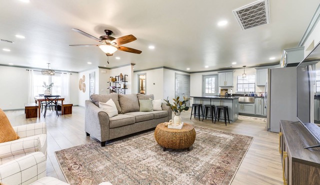 Modern Farmhouse in Downtown Edmond