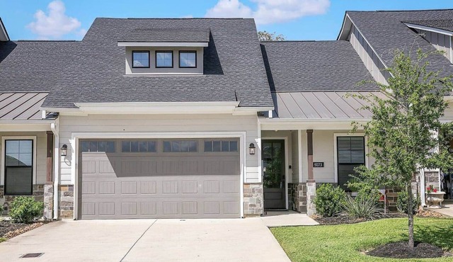 Modern Farmhouse Living @ Oakmont - 3Bed/3Bath