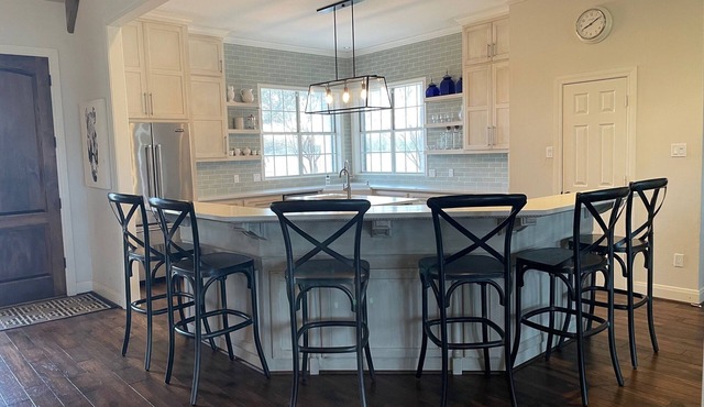 Modern farmhouse retreat between DFW and Houston.