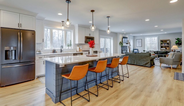 Modern Farmhouse surrounded by Amish fields. Paradise, PA