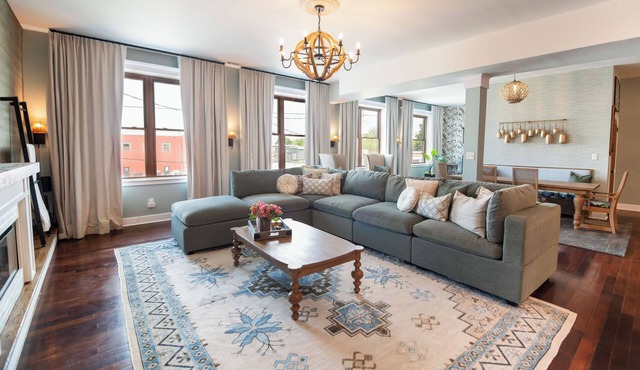 Modern Farmhouse Retreat, 3BR/3.5BA, Balcony + Activity Haven + Workspaces