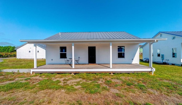 Modern Farmstyle Beachhouse