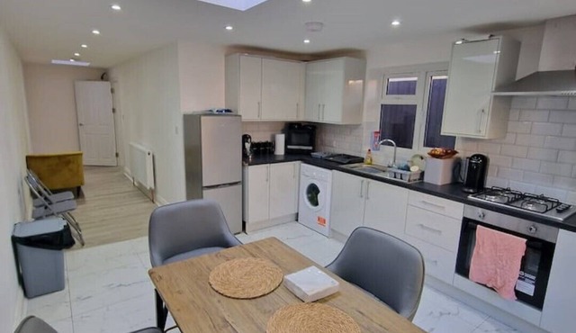 Modern flat on Lea Bridge Road.