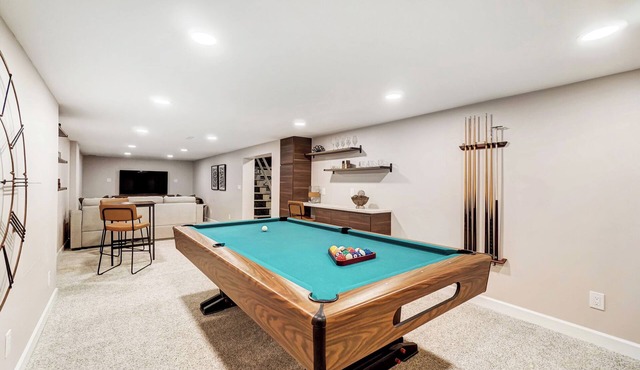 Modern, Fully Furnished Retreat, Close to OSU Campus, Downtown and Riverside Hos