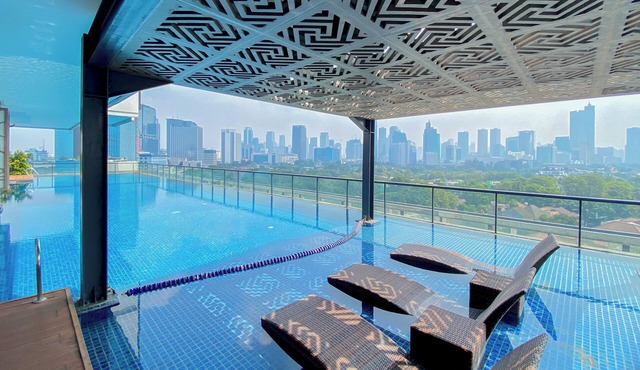 Modern Furnished 2Br At Samara Suites Apartment