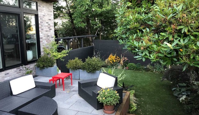 Modern Garden Oasis in Wallingford
