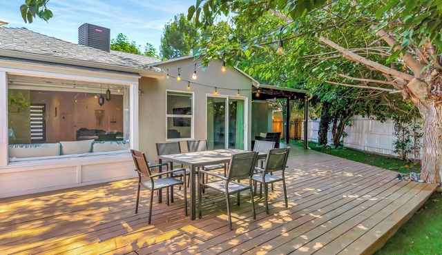 Modern Gated 4BR Home w/Bar, BBQ, Private Parking