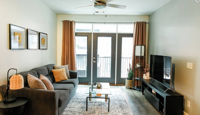 Modern Germantown Stay - Walkable, Quiet & Central