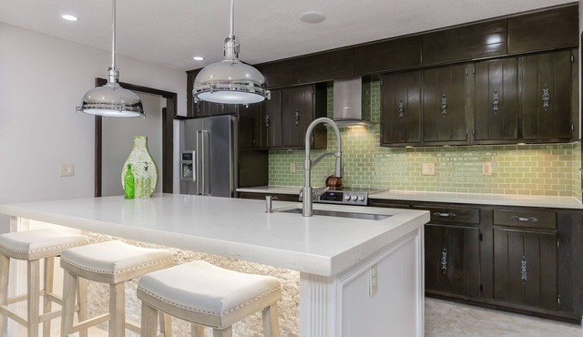 MODERN GOLF VILLA PINEHURST US OPEN WEEK AVAIL. WALK TO COURSE #2. AMPLE PARKING
