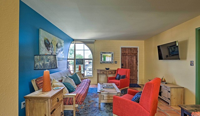 Modern Green Valley Condo - Near National Park!