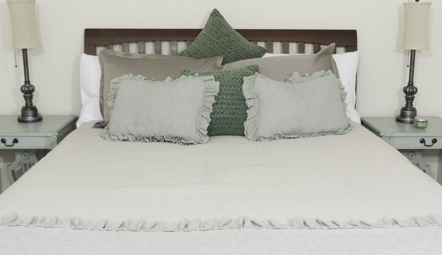 Modern Guest Suite | 1 mile from Pro-football Hall of Fame