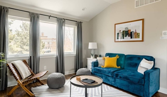 Modern Guesthouse ♥ Garage Parking ♥ Walk to RiNo ♥ Private Patio