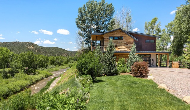 Modern Guesthouse Roaring Fork