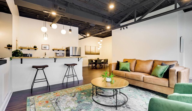 Modern Harrisonburg Home - 2 Mi to JMU!