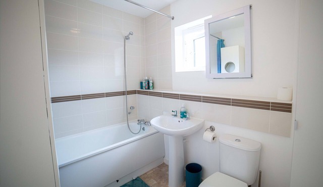 Modern Hatfield|2 Bed|Up To 30% Off