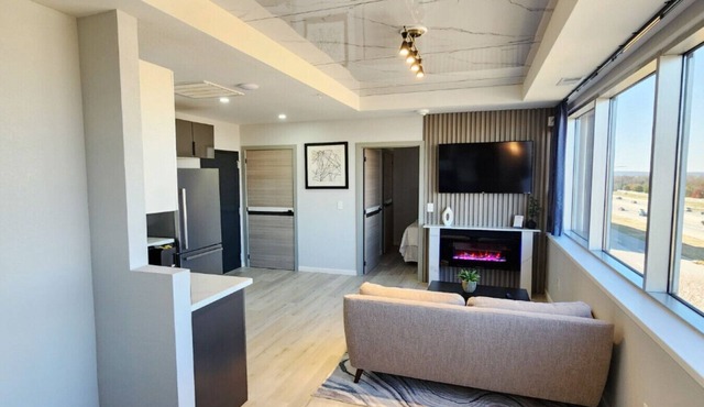 Modern High-Rise Apartment - 1