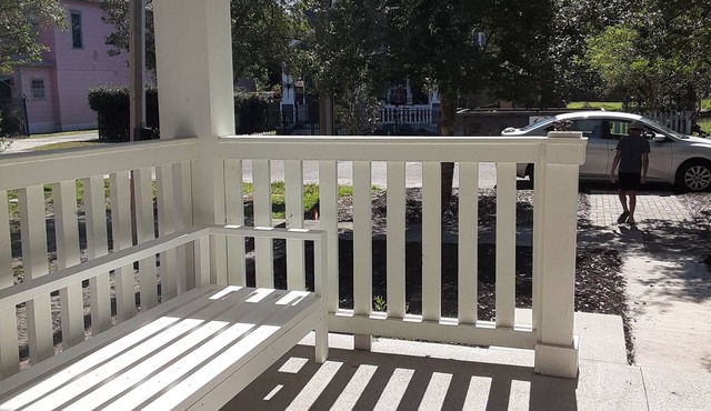 Modern & Historic quiet house near Arenas|Yard|No Pet fees|R&R |Street Parking