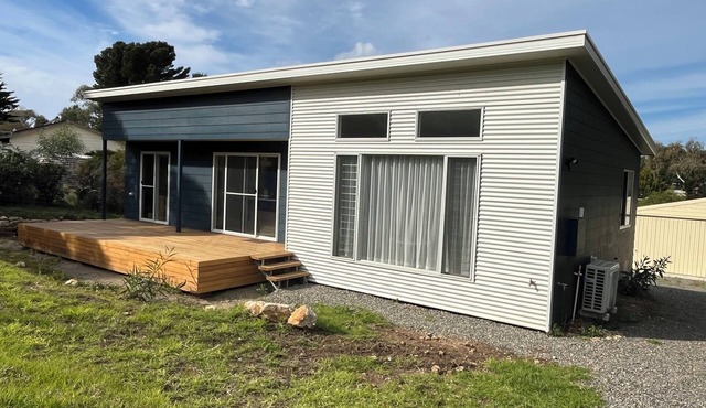 Modern holiday home Clayton Bay