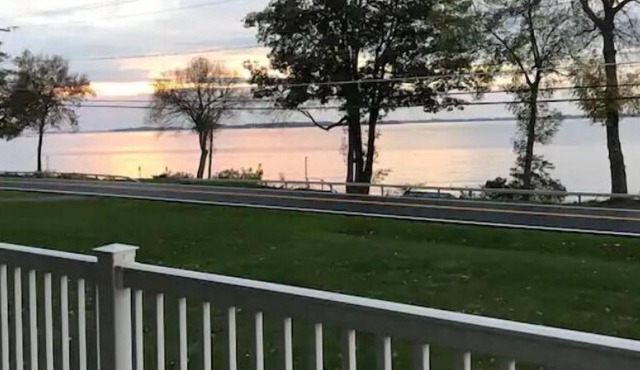 Modern Home, Beautiful St. Lawrence River View