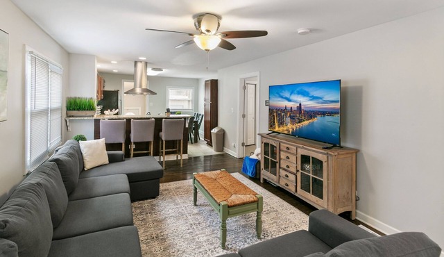 Modern Home Centrally Located