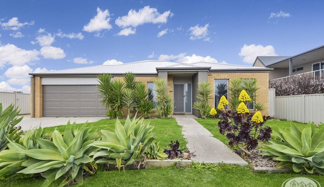 Modern home close to CBD