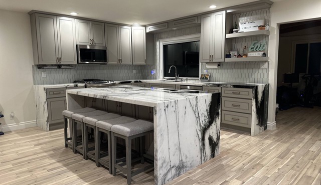 Modern Home & Gameroom! Near Airport Beach Aquarium & Disneyland!