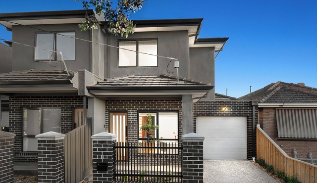 Modern home in Fawkner