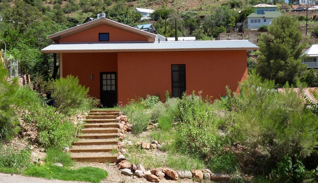 Modern Home in Historic Old Bisbee
