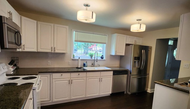 Modern Home in the Valley