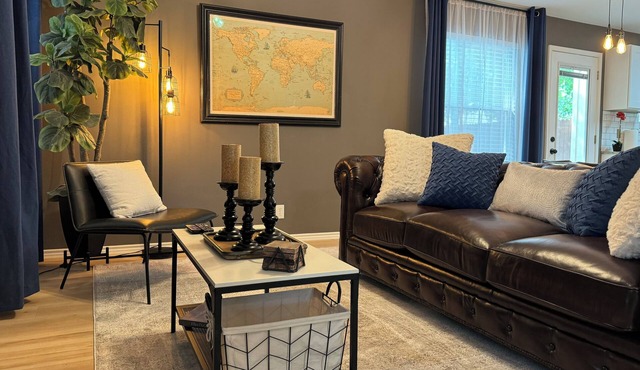 Modern Home Near Sea World w/EV-Charger, Fire Pit