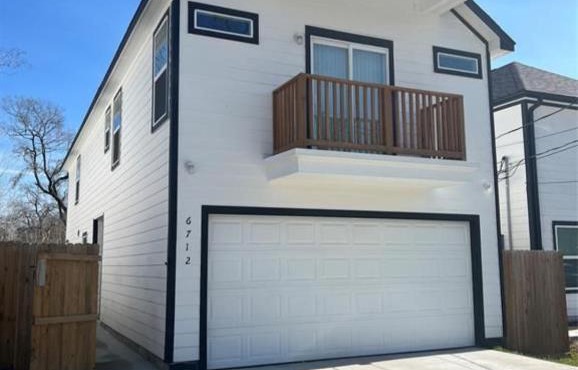 Modern Home Northeast Houston!